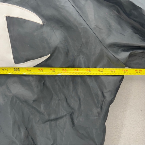 Champion Script Womens Medium Cropped Wind Breaker Jacket Black Snaps - Picture 5 of 7